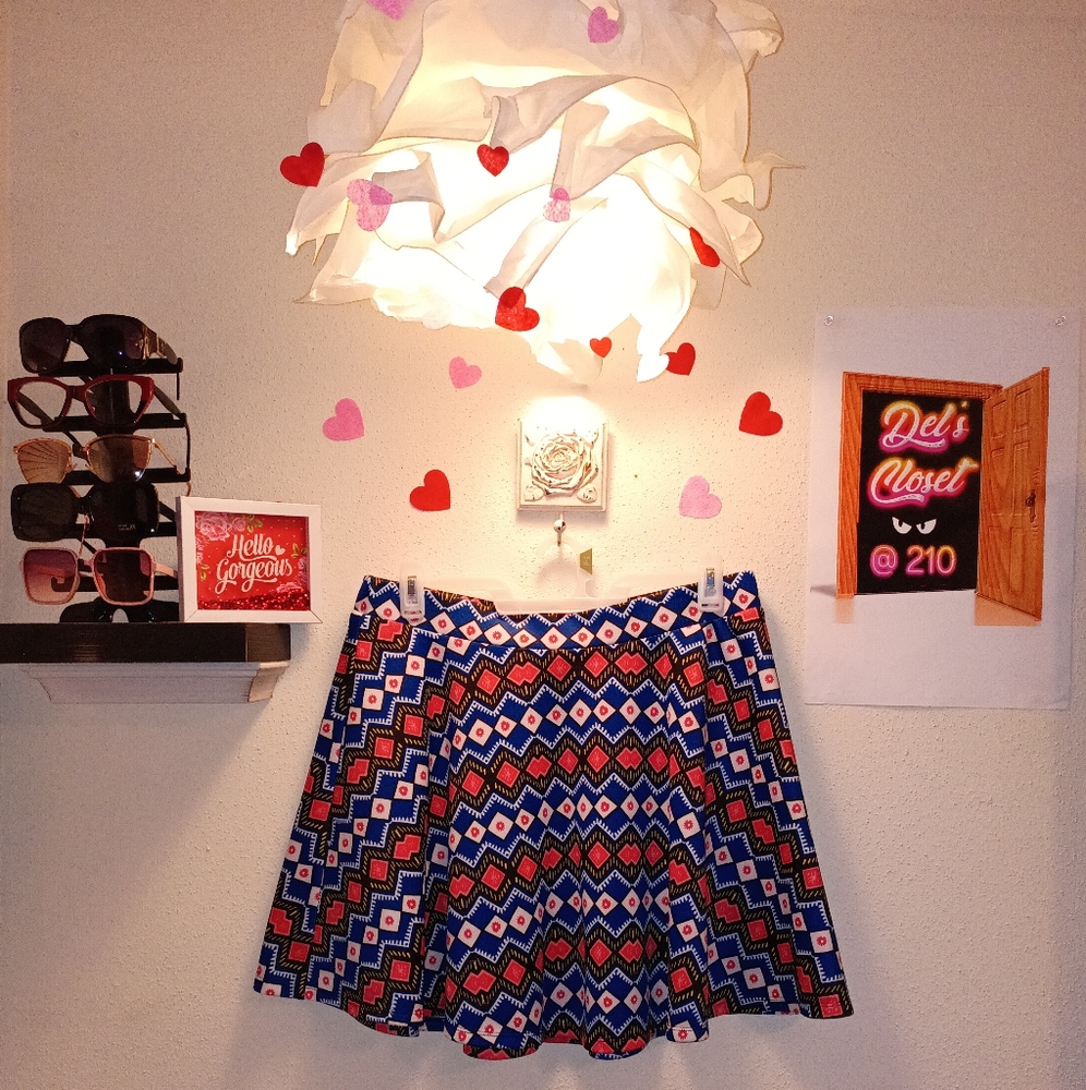 Xhilaration Women's Large colorful skirt